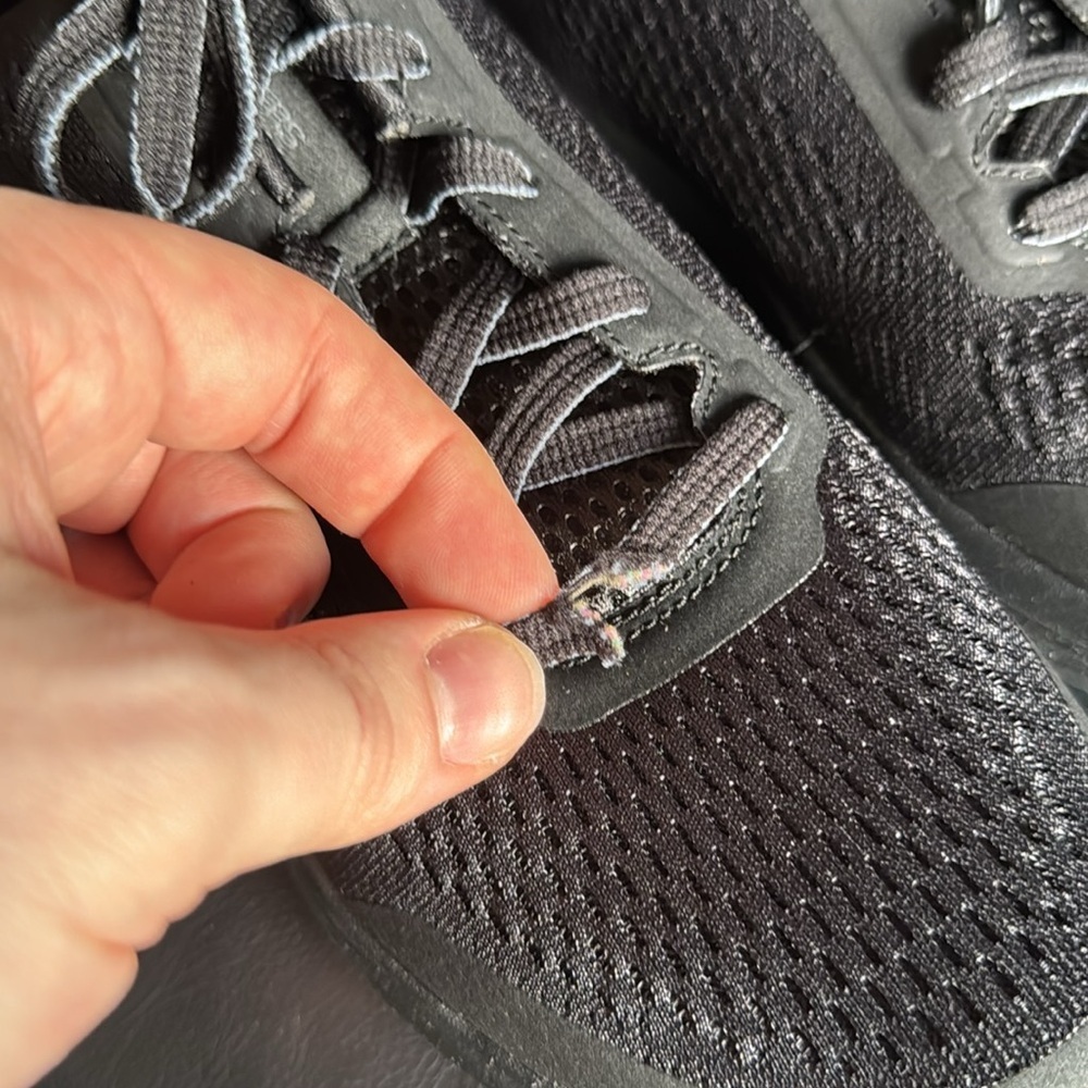 Skechers Men's Gowalk Arch Fit Idyllic Sneaker in Black - Picture 7 of 11